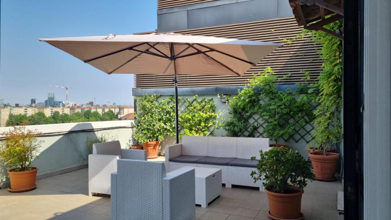 City Life Sky Apartment- Mico- Breathtaking Penthouse มิลาน ภายนอก รูปภาพ